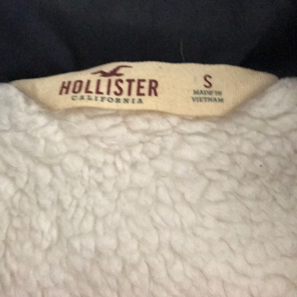 Vest - Picture 2 of 2